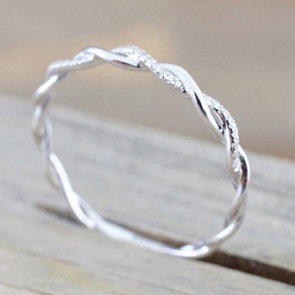 💍STERLING SILVER DIAMOND TWISTED ETERNITY RING💍 - Picture 2 of 3